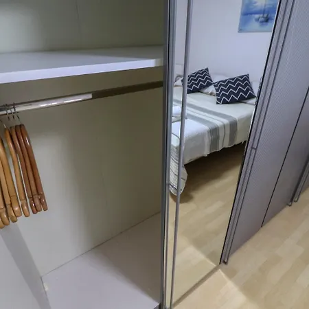 Rocky Apartment Vir
