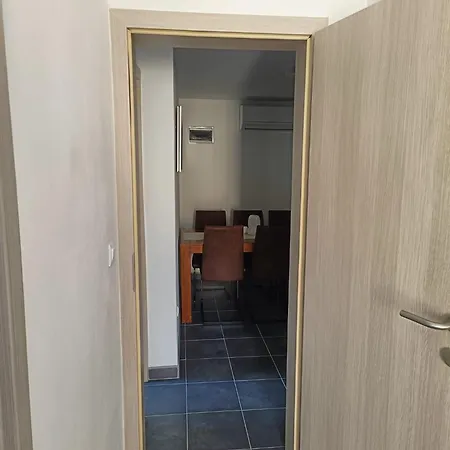 Apartment Rocky