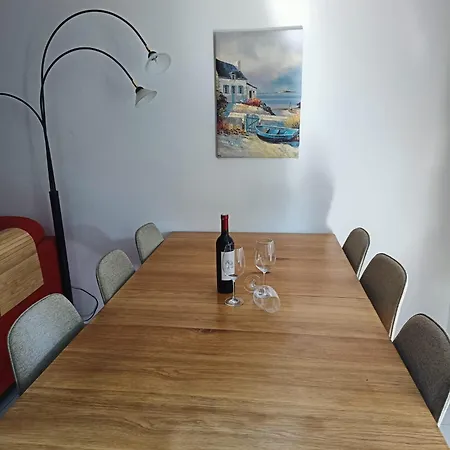 Apartment Rocky
